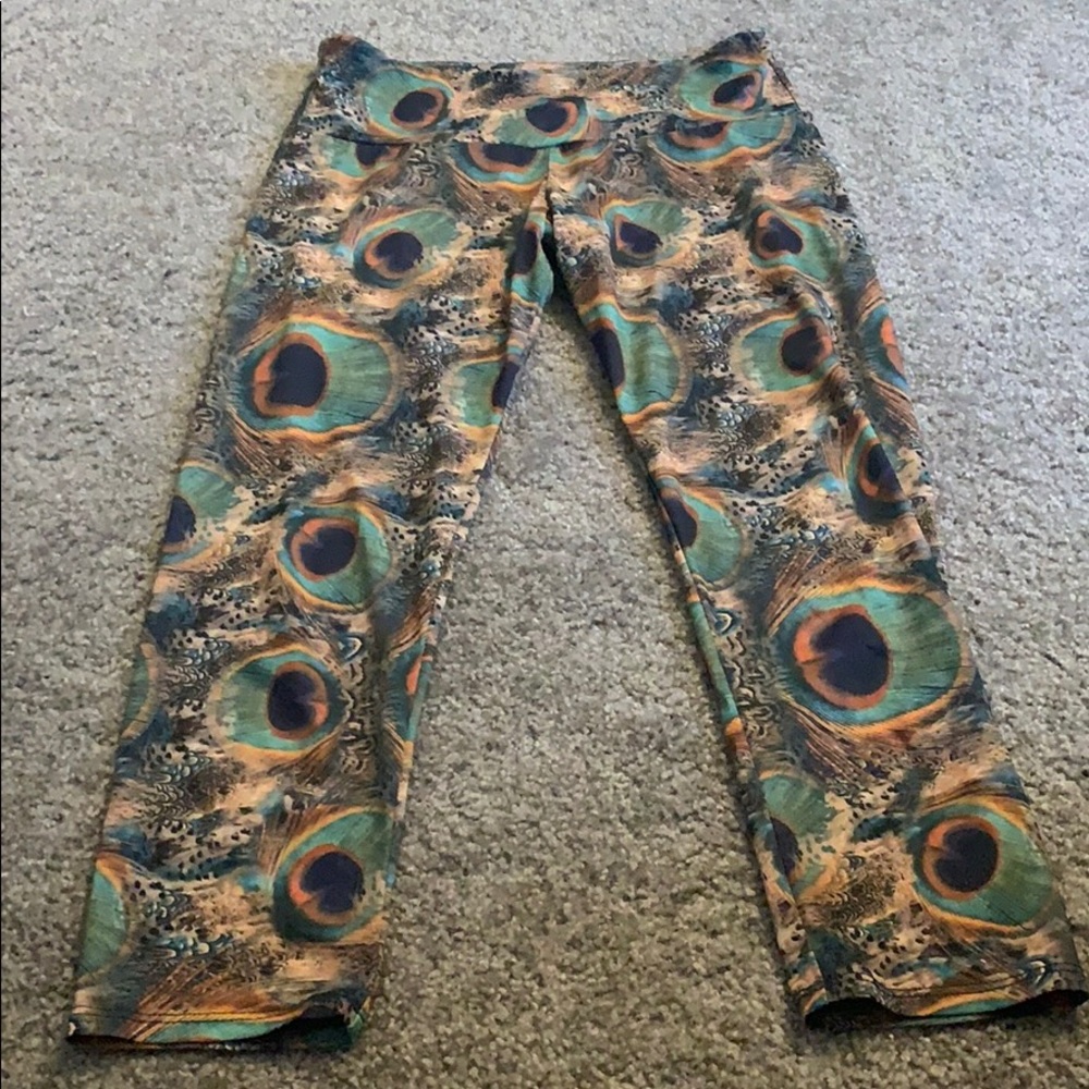 Peacock yoga pants size small